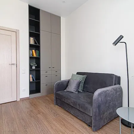 Apartment Centrally-located