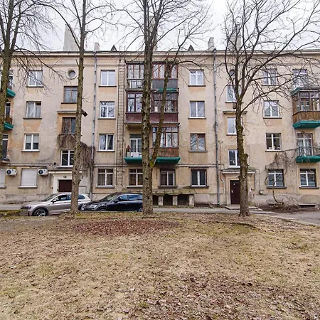 Apartment Centrally-located